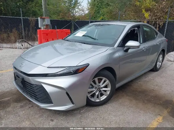 4T1DAACK6SU592447 2025 TOYOTA CAMRY - Image 2