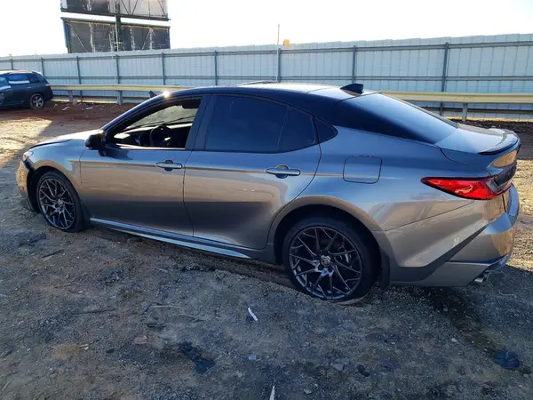4T1DAACK6SU592884 2025 TOYOTA CAMRY - Image 2