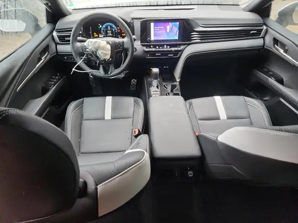 4T1DAACK6SU596031 2025 TOYOTA CAMRY - Image 8