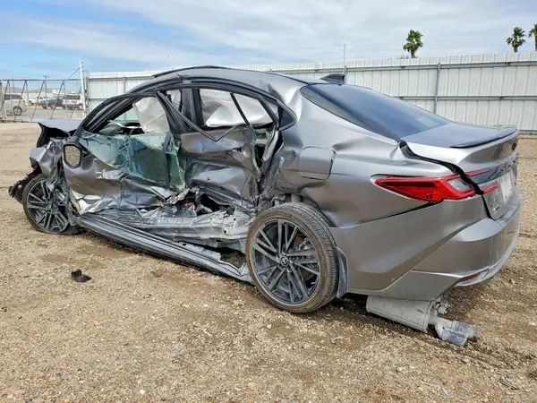 4T1DAACK6SU597986 2025 TOYOTA CAMRY - Image 2