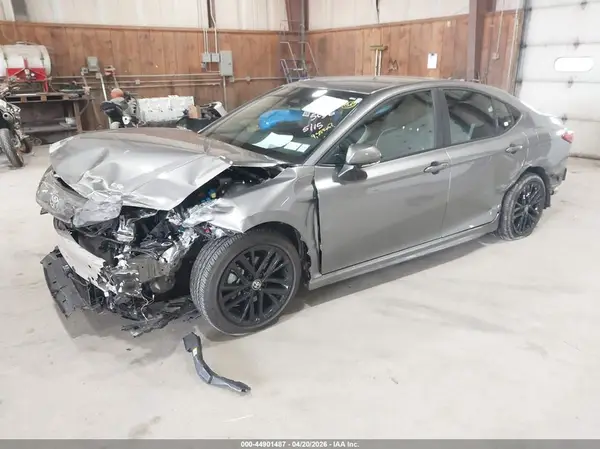 4T1DAACK6SU606976 2025 TOYOTA CAMRY - Image 2