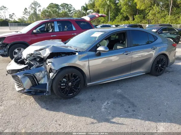 4T1DAACK6SU626323 2025 TOYOTA CAMRY - Image 2