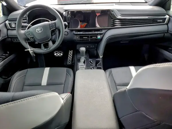 4T1DAACK6SU628654 2025 TOYOTA CAMRY - Image 8