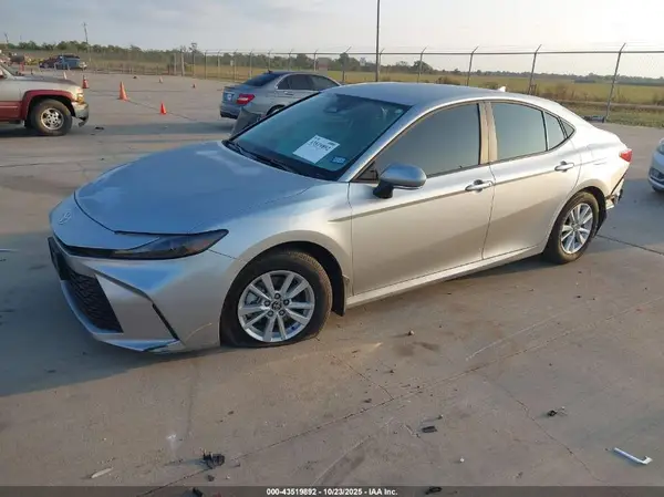 4T1DAACK6SU630890 2025 TOYOTA CAMRY - Image 2