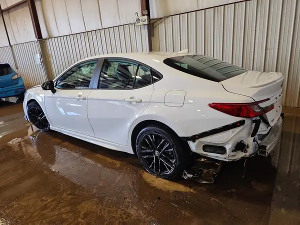4T1DAACK6SU644207 2025 TOYOTA CAMRY - Image 2