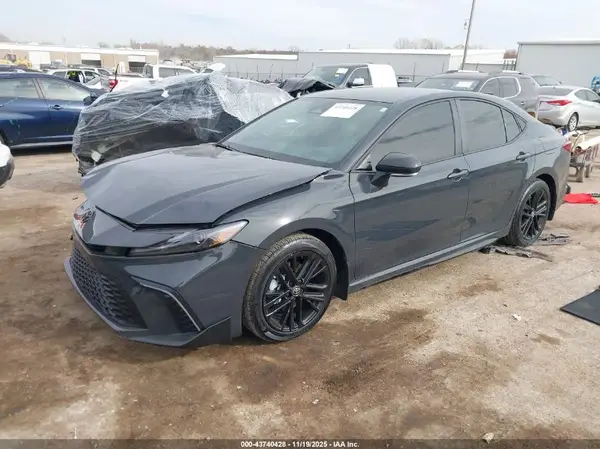 4T1DAACK6SU644370 2025 TOYOTA CAMRY - Image 2