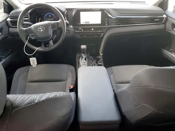 4T1DAACK6TU301575 2026 TOYOTA CAMRY - Image 8