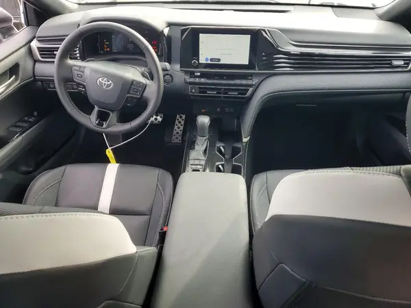 4T1DAACK6TU656990 2026 TOYOTA CAMRY - Image 8