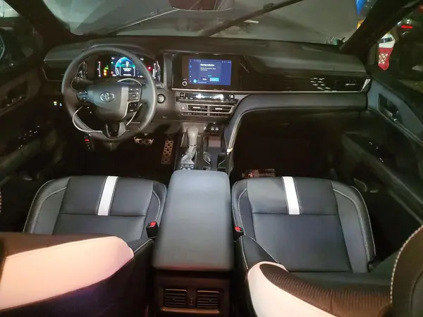 4T1DAACK6TU664328 2026 TOYOTA CAMRY - Image 8