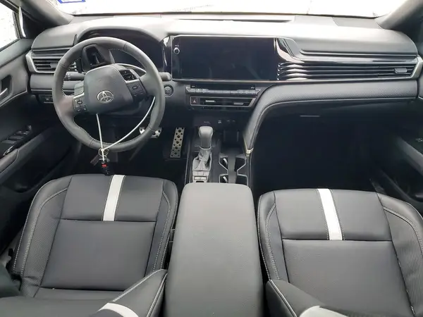 4T1DAACK6TU675653 2026 TOYOTA CAMRY - Image 8