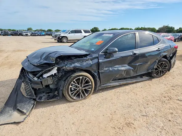 4T1DAACK7SU001395 2025 TOYOTA CAMRY - Image 1
