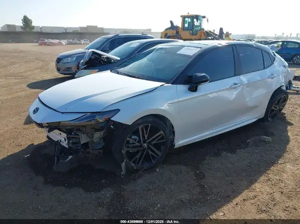 4T1DAACK7SU007472 2025 TOYOTA CAMRY - Image 2