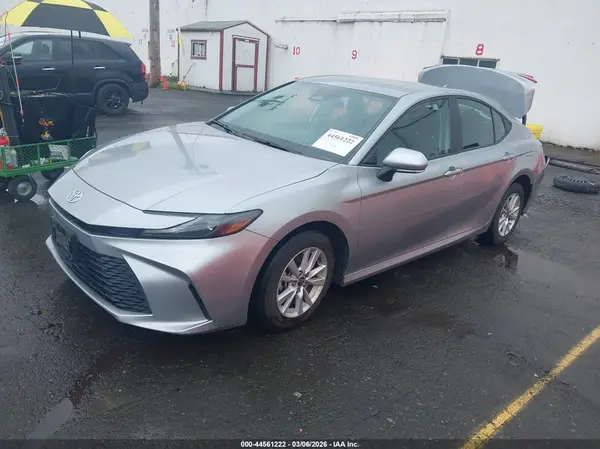 4T1DAACK7SU010890 2025 TOYOTA CAMRY - Image 2