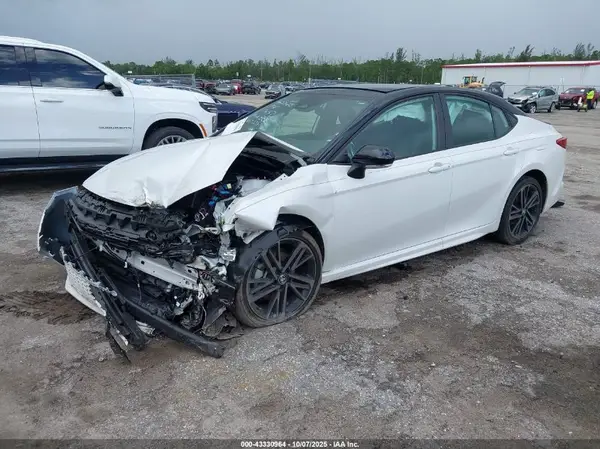 4T1DAACK7SU012347 2025 TOYOTA CAMRY - Image 2