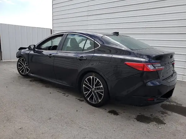 4T1DAACK7SU017595 2025 TOYOTA CAMRY - Image 2