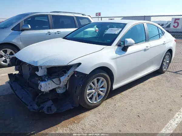 4T1DAACK7SU033201 2025 TOYOTA CAMRY - Image 2