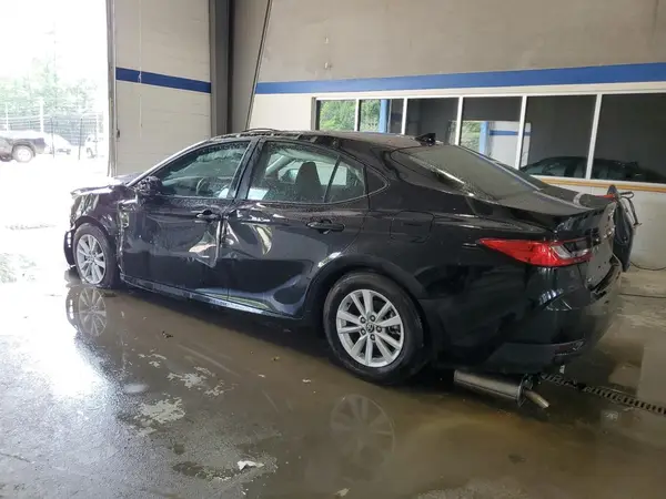 4T1DAACK7SU035241 2025 TOYOTA CAMRY - Image 2