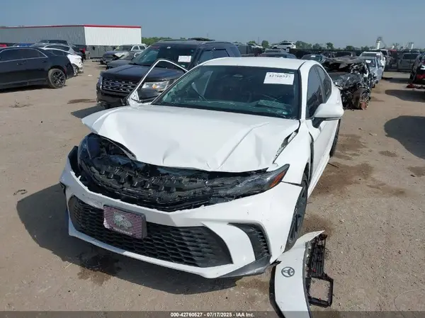 4T1DAACK7SU036356 2025 TOYOTA CAMRY - Image 2