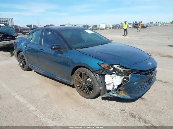 4T1DAACK7SU038463 2025 TOYOTA CAMRY - Image 1