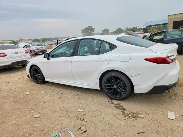 4T1DAACK7SU041766 2025 TOYOTA CAMRY - Image 2