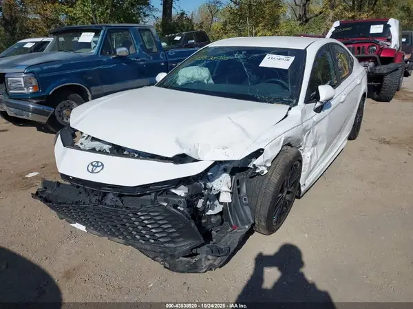 4T1DAACK7SU046613 2025 TOYOTA CAMRY - Image 2