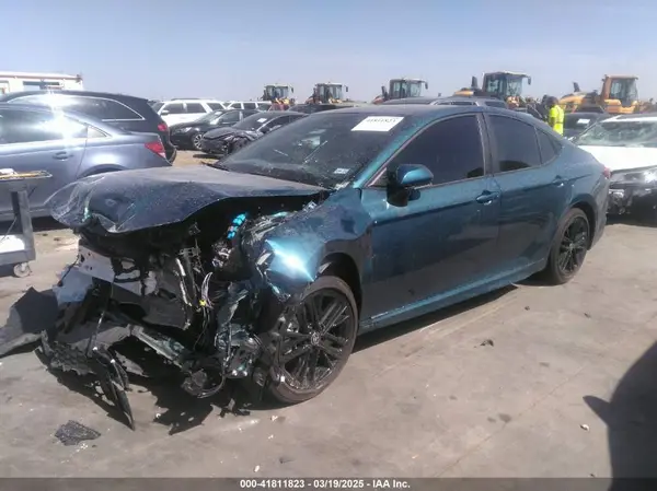 4T1DAACK7SU047812 2025 TOYOTA CAMRY - Image 2