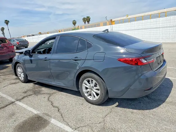 4T1DAACK7SU055005 2025 TOYOTA CAMRY - Image 2