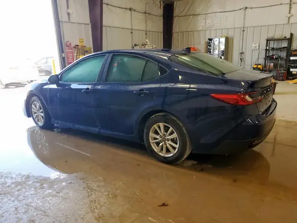 4T1DAACK7SU061757 2025 TOYOTA CAMRY - Image 2