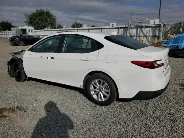 4T1DAACK7SU062696 2025 TOYOTA CAMRY - Image 2