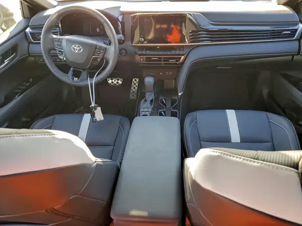 4T1DAACK7SU062701 2025 TOYOTA CAMRY - Image 8