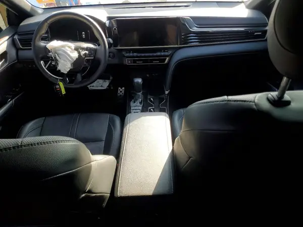 4T1DAACK7SU064674 2025 TOYOTA CAMRY - Image 8