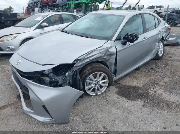4T1DAACK7SU066585 2025 TOYOTA CAMRY - Image 2