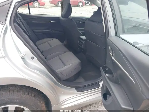 4T1DAACK7SU066585 2025 TOYOTA CAMRY - Image 8