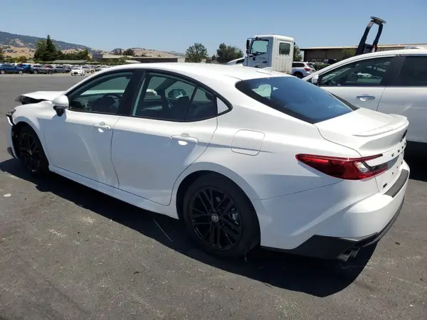 4T1DAACK7SU067638 2025 TOYOTA CAMRY - Image 2