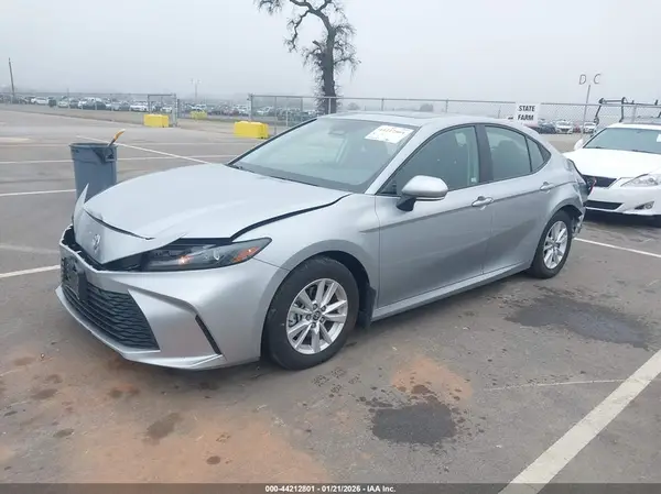 4T1DAACK7SU068983 2025 TOYOTA CAMRY - Image 2