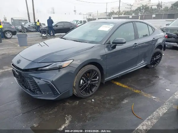 4T1DAACK7SU069356 2025 TOYOTA CAMRY - Image 2