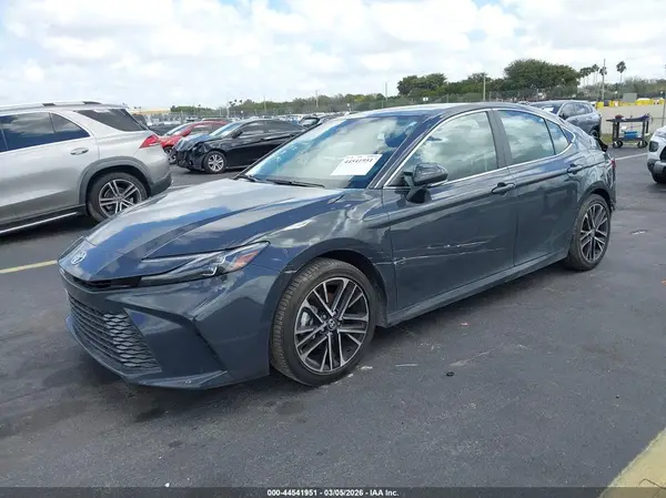4T1DAACK7SU070300 2025 TOYOTA CAMRY - Image 2