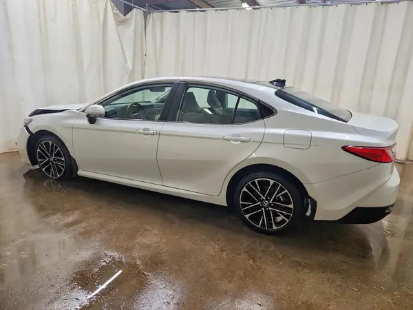 4T1DAACK7SU072595 2025 TOYOTA CAMRY - Image 2