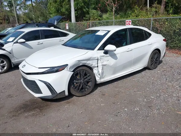 4T1DAACK7SU073293 2025 TOYOTA CAMRY - Image 2