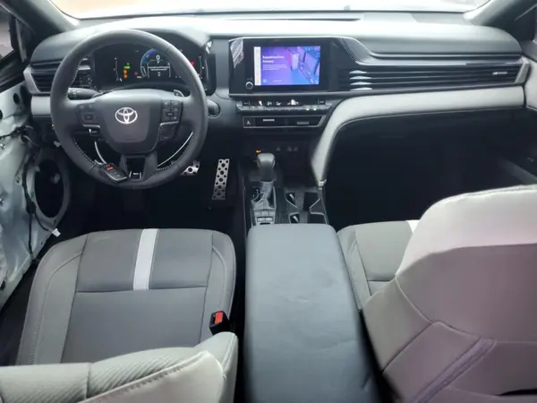 4T1DAACK7SU076081 2025 TOYOTA CAMRY - Image 8