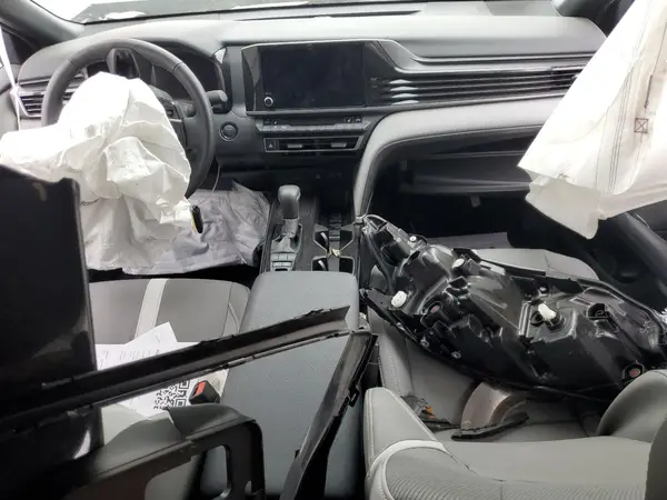 4T1DAACK7SU079126 2025 TOYOTA CAMRY - Image 8