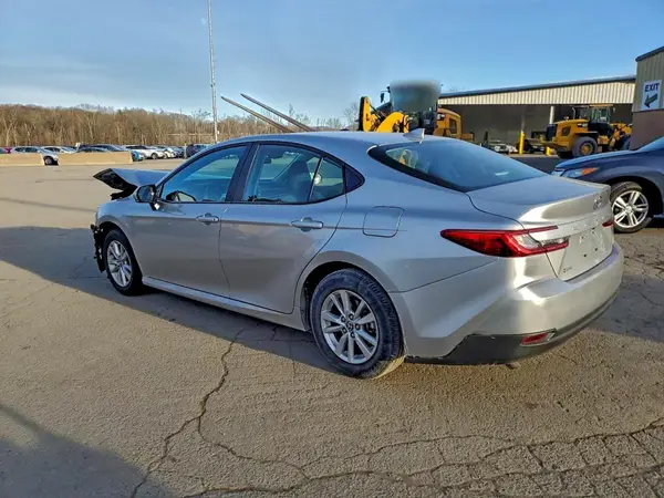 4T1DAACK7SU080082 2025 TOYOTA CAMRY - Image 2