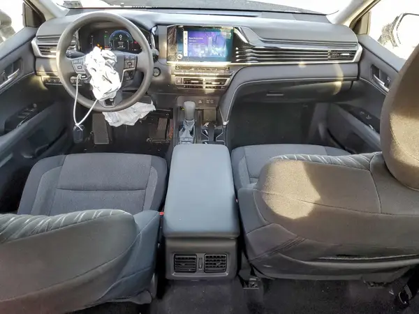 4T1DAACK7SU080082 2025 TOYOTA CAMRY - Image 8
