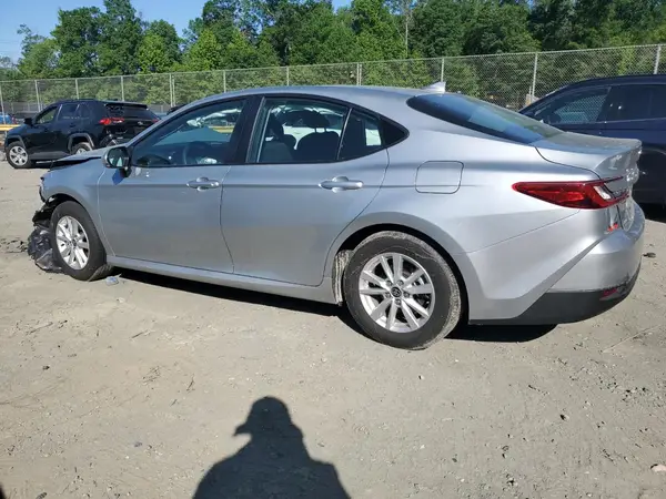 4T1DAACK7SU080650 2025 TOYOTA CAMRY - Image 2