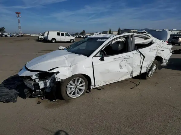 4T1DAACK7SU084097 2025 TOYOTA CAMRY - Image 1