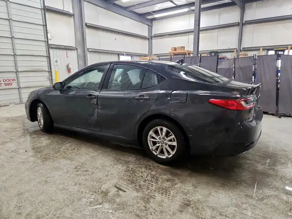4T1DAACK7SU086481 2025 TOYOTA CAMRY - Image 2