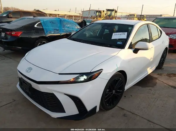 4T1DAACK7SU088618 2025 TOYOTA CAMRY - Image 2