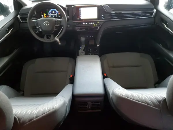 4T1DAACK7SU089347 2025 TOYOTA CAMRY - Image 8