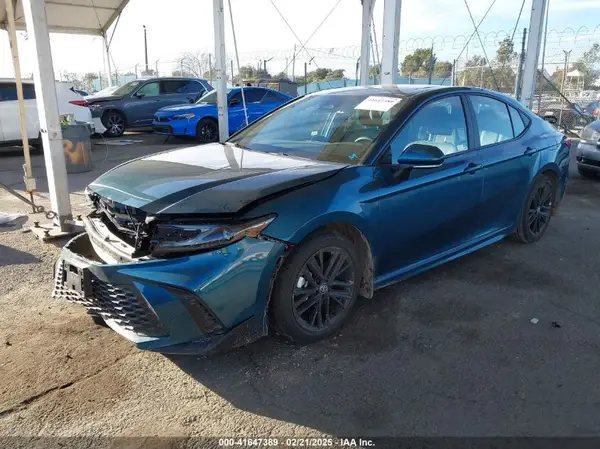 4T1DAACK7SU089753 2025 TOYOTA CAMRY - Image 2