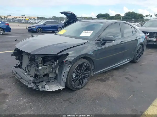4T1DAACK7SU093236 2025 TOYOTA CAMRY - Image 2